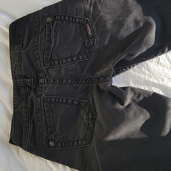 SILVER Jeans - Picture 2 of 3
